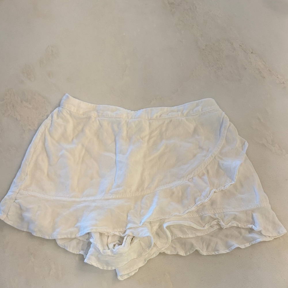 Altar'd State Cream Skort With Ruffled Design